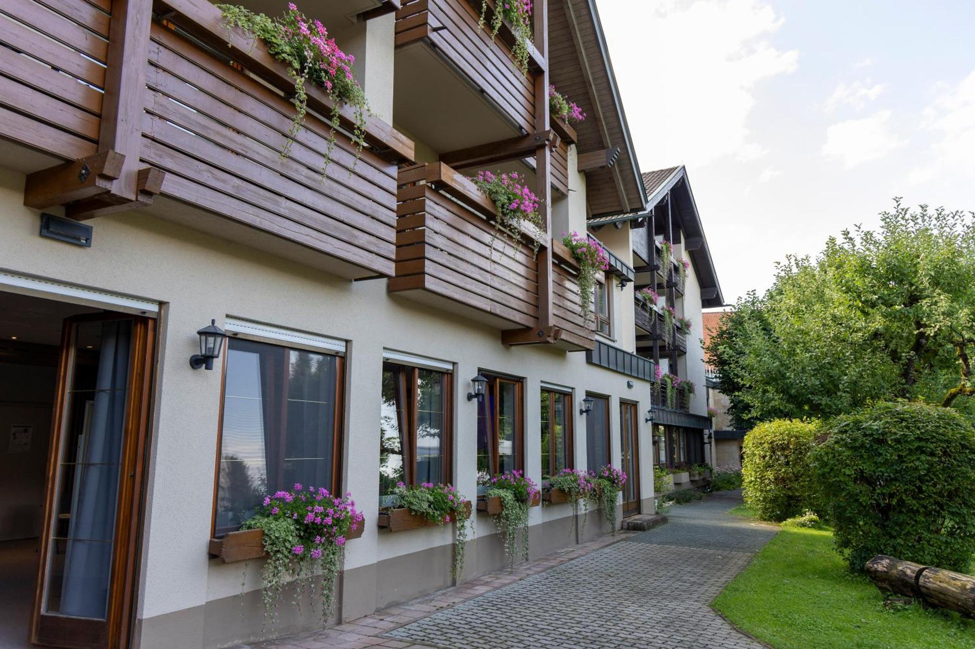 Hotel Lindenhof Hubmersberg Pommelsbrunn Eksteriør billede